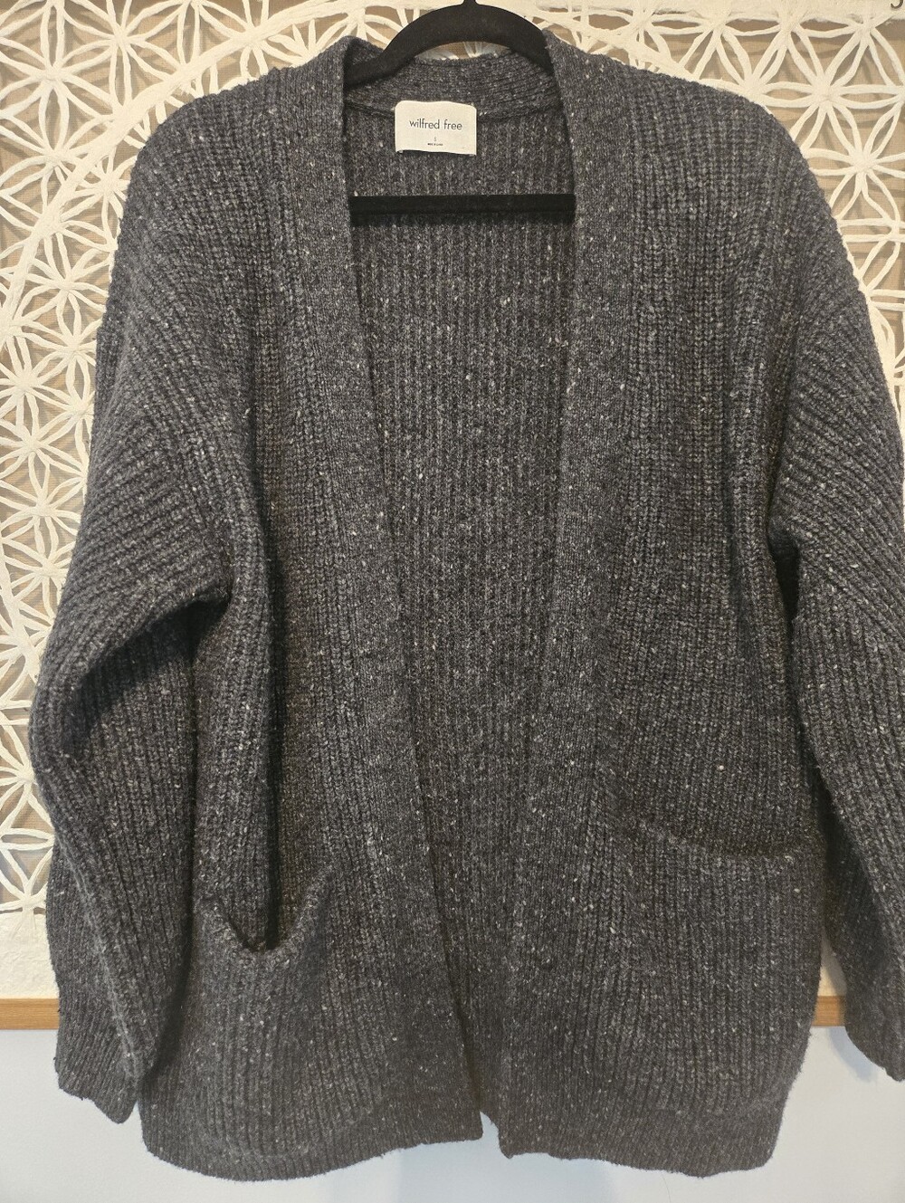 Wilfred Aritzia Oversized Wool Cardigan Dark Gray Knit Size Small Women’s Cozy - Picture 2 of 6